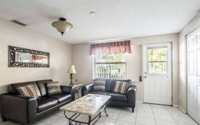 Le Frontenac 101 - Condo 2 People, Sunny Isles