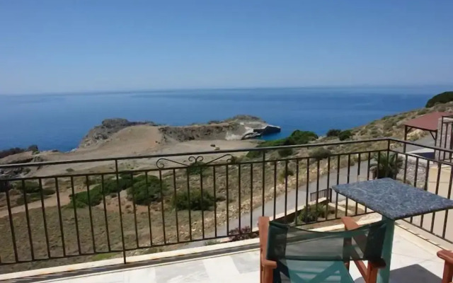 Kavos Melissa Studios