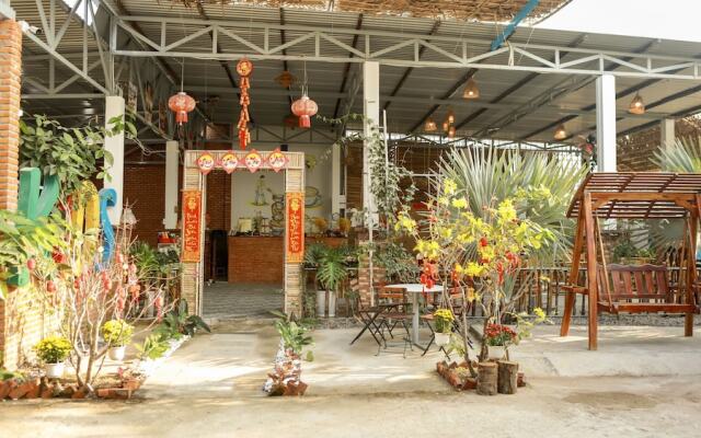 Kiwi's Homestay & Cafe