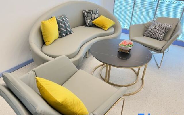 WanYoo Esports Hotel (Shanghai Fengxian Nanqiao)