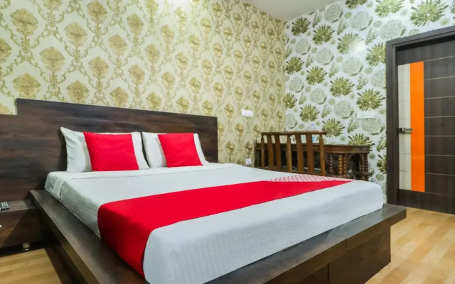 Hotel President By OYO Rooms
