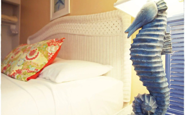 Seaspray Surf Lodge