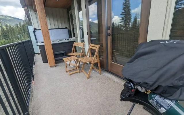 Altitude #36 2 Bedroom Condo