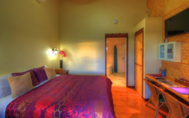Maleny Tropical Retreat Balinese B&B