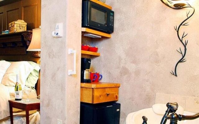 PrairieSide Suites Luxury Bed & Breakfast
