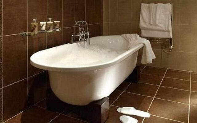 Cromleach Lodge Country House Hotel