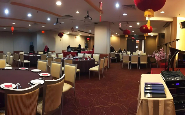 Hock Lee Hotel & Residences
