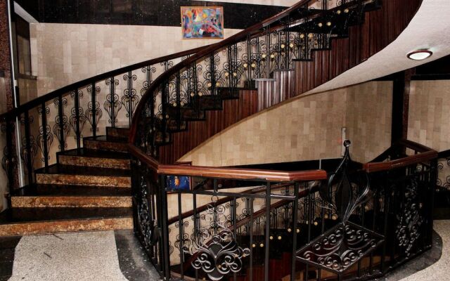 Damgrete Royal Hotel