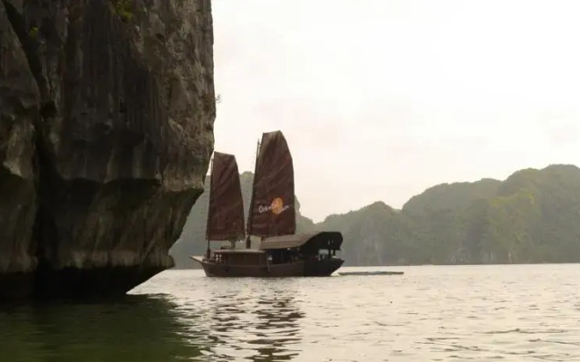 Tuan Sailing Cruise Cat Ba