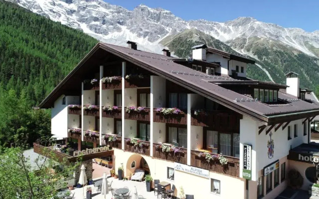Hotel Alpina