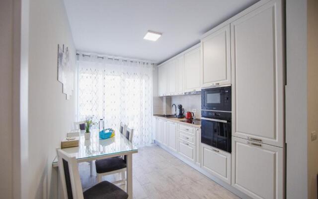 Retreat to a Stylish Home at West Residence