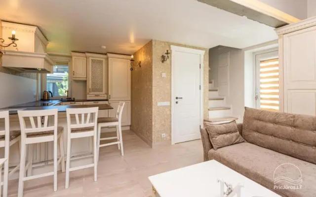 Prabangaus namelio “Čiki Puki Saulėlydis” nuoma.