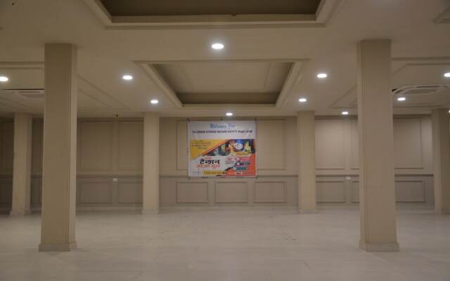 Bankey Bihari Holiday Homes By Naavagat