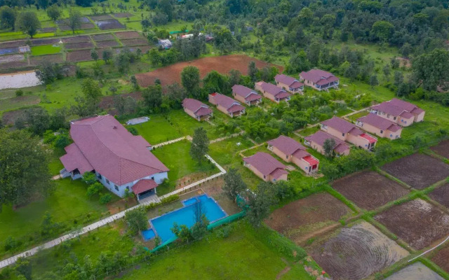 Tuli Veer Bagh Resort Turia