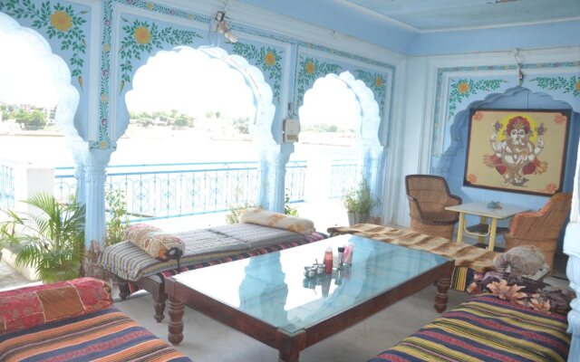 Hotel Bharatpur Palace