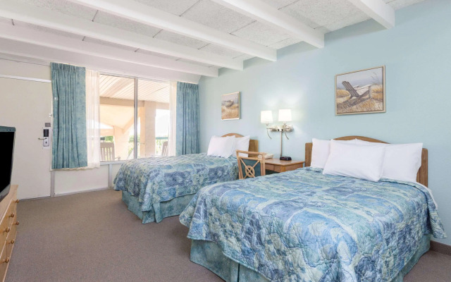 Days Inn & Suites by Wyndham Jekyll Island