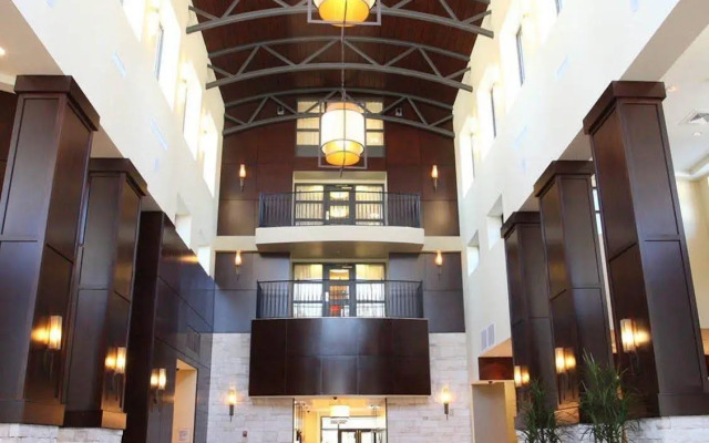 Embassy Suites by Hilton Savannah Airport