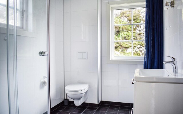 Beautiful Home in Stolmen With 2 Bedrooms