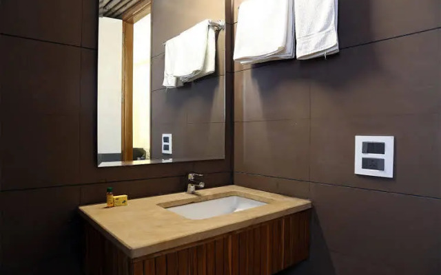 FabHotel Sai Village Sushant Lok