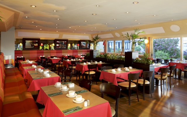 Hotel Parc Plaza