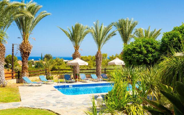 Villa Amorosa in Neo Chorio