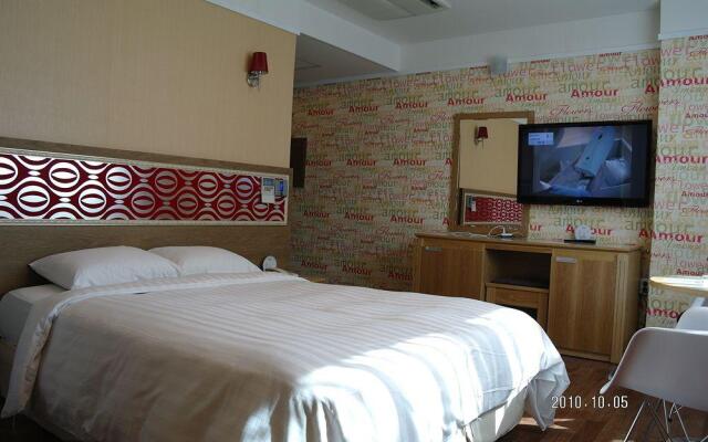 Taepyungyang Tourist Hotel