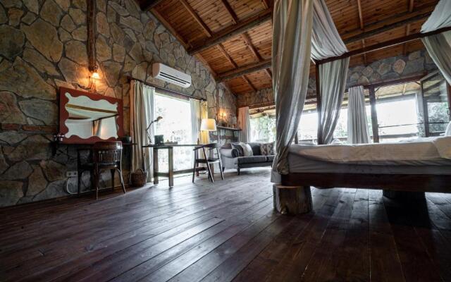 Olympos Mountain Lodge