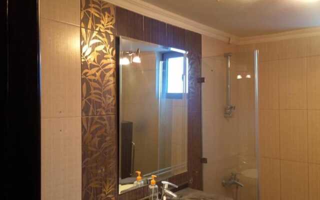 Al Farouq Hotel Apartments