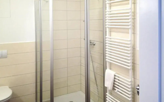 Aparthotel by Lake Heidensee With Boat Rentals