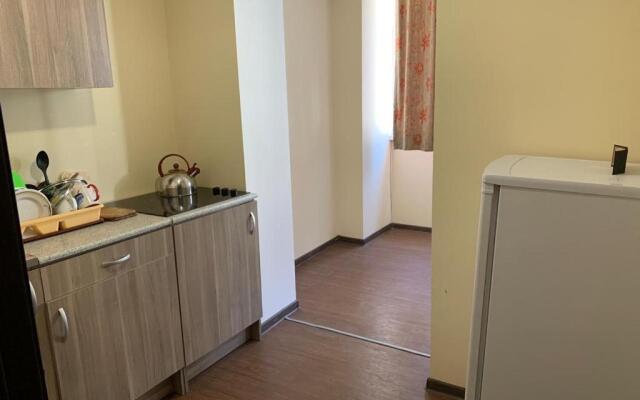 Apartment on Rybzavodskaya 75