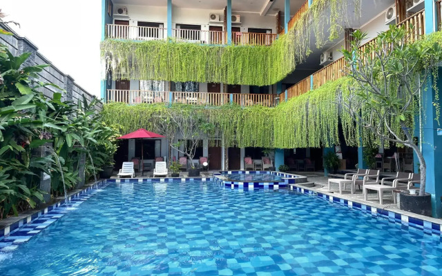 Holiday Beach Inn