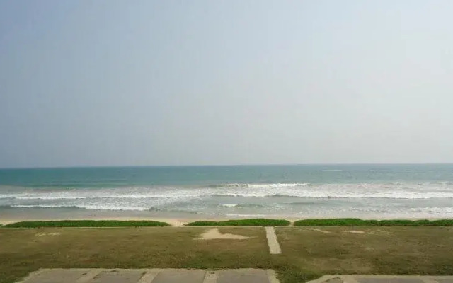 Mayura Beach Resort