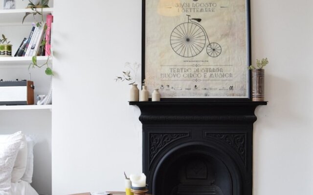 1 Bedroom Flat in Dalston