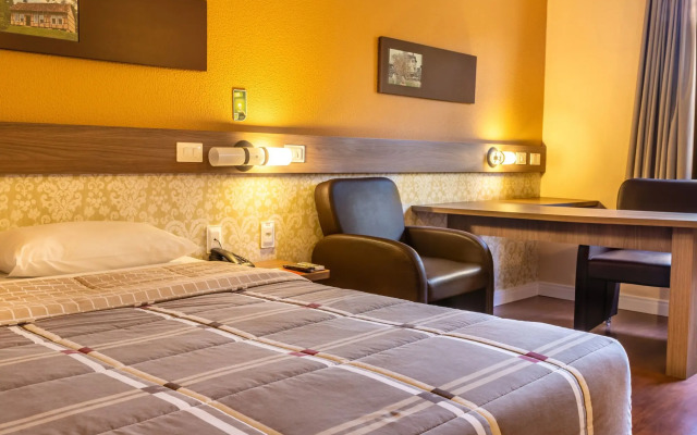 Hotel 10 Itajai