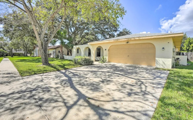 3 Mi to Philippe Park & Pier: Stunning Retreat