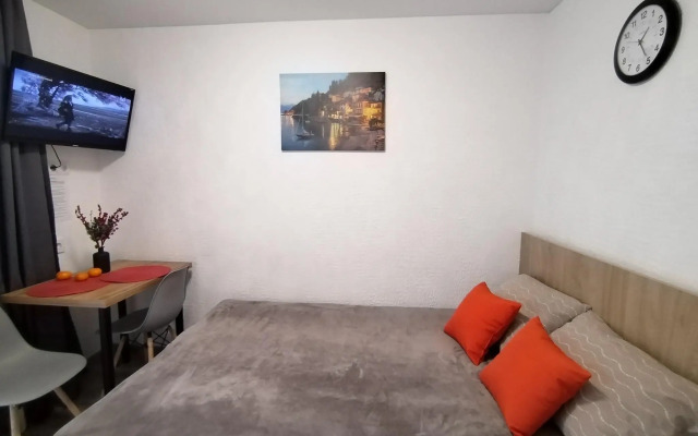 Апартаменты на проспекте Океанский 94