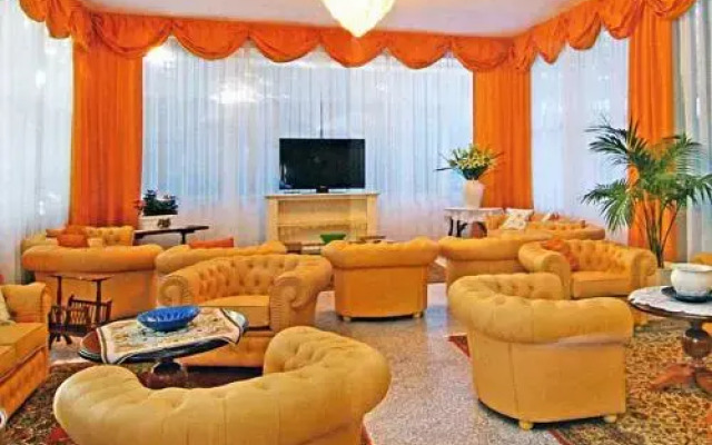 Hotel Tirreno