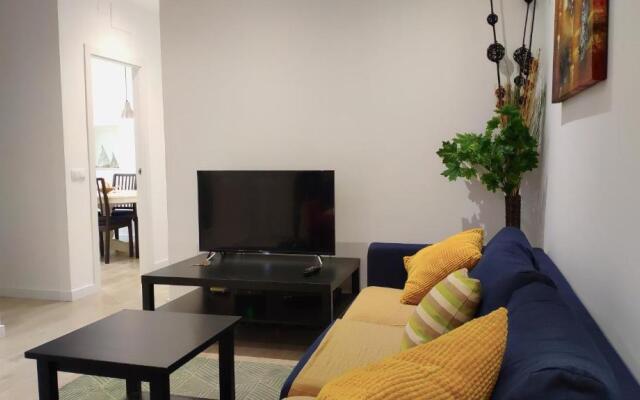 Modern With Ideal Location Next To Atocha Station
