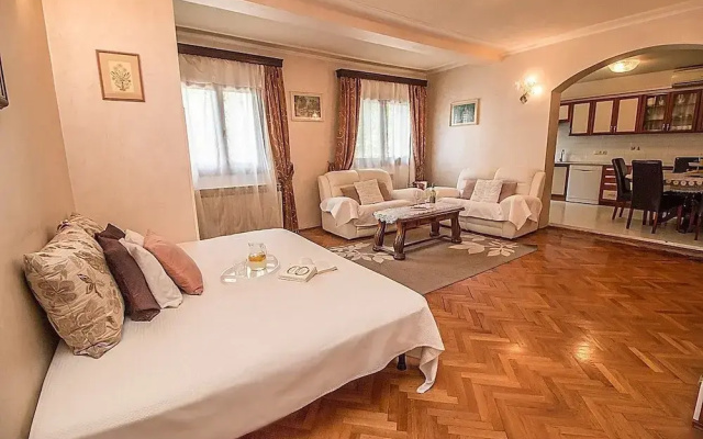 Villa Rose