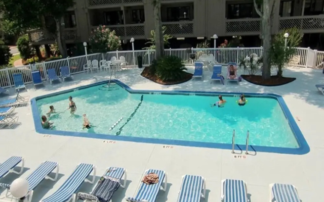 Shipwatch Pointe L-204 - 2 Br Condo