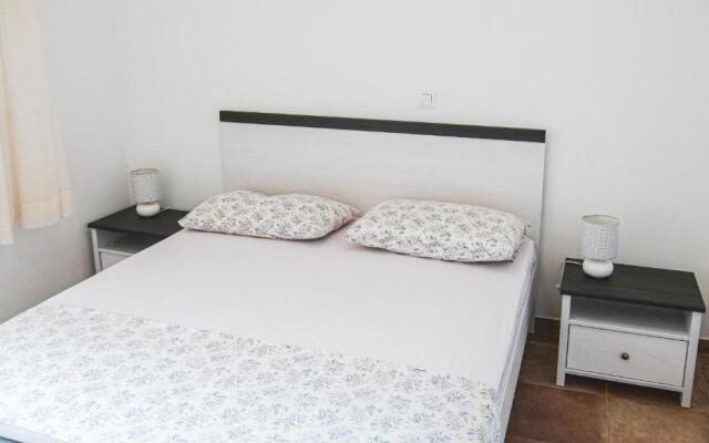 Apartments by the sea Sevid, Trogir - 18745