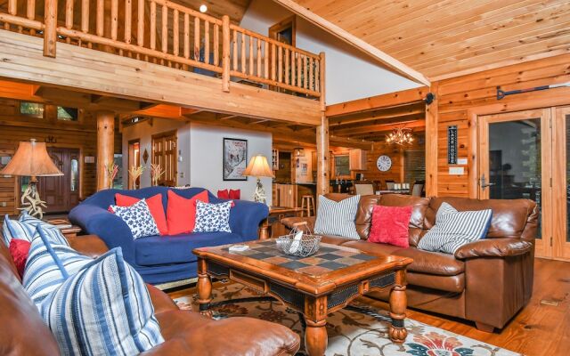 Peak of Perfection 5 Bedroom House