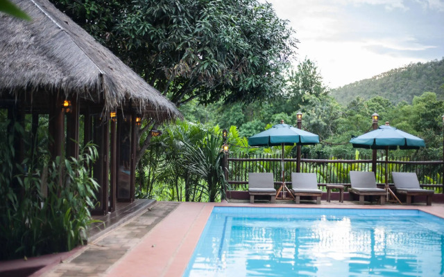 Baanpong Lodge