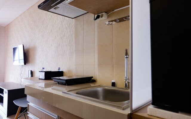 Modern Studio with City View Parkland Avenue Apartment