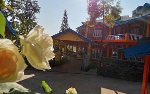 Fabhotel Royal Green Buds