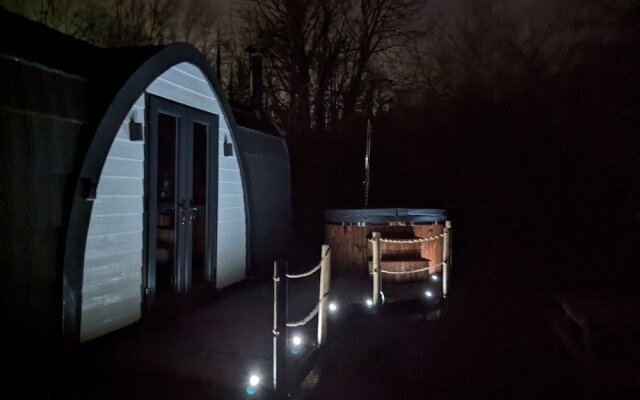 Emlyn's Coppice - Woodland Glamping