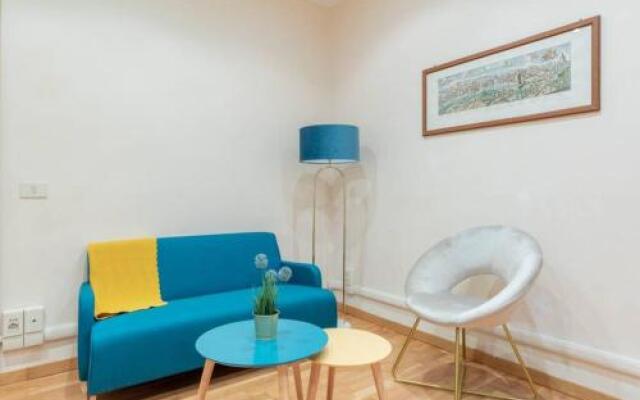 Iflat Spanish Steps Blue Apartment