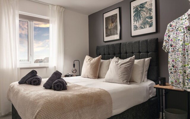 Habita Property 3 Bedroom House Parking