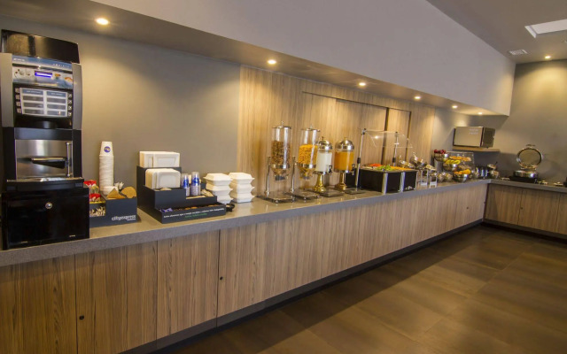 City Express Plus by Marriott Ciudad de México Mundo E