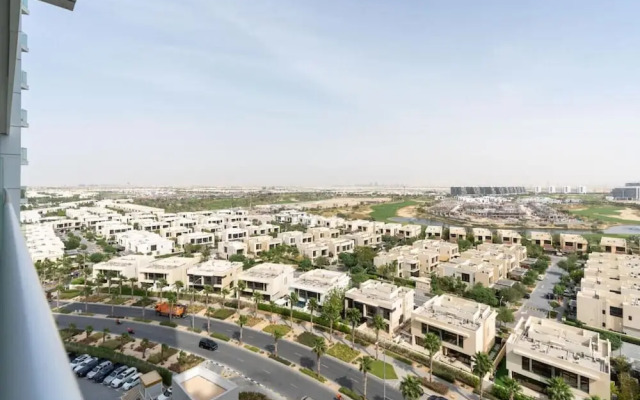 Neat Studio at Carson C